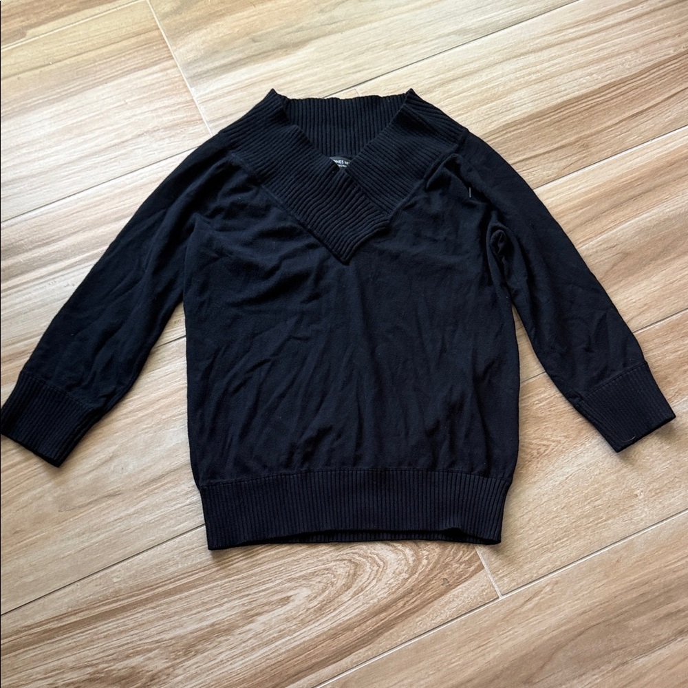 Jones New York Men's Black V-Neck Sweater